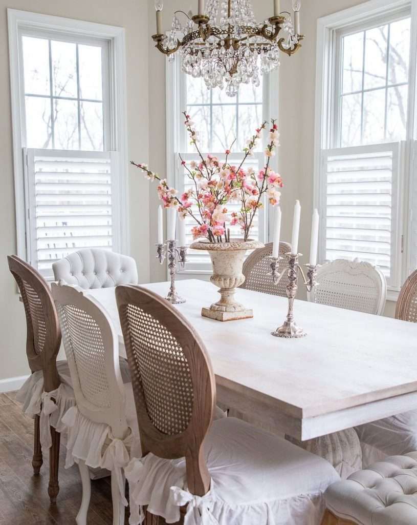 A French Country Breakfast Nook Style